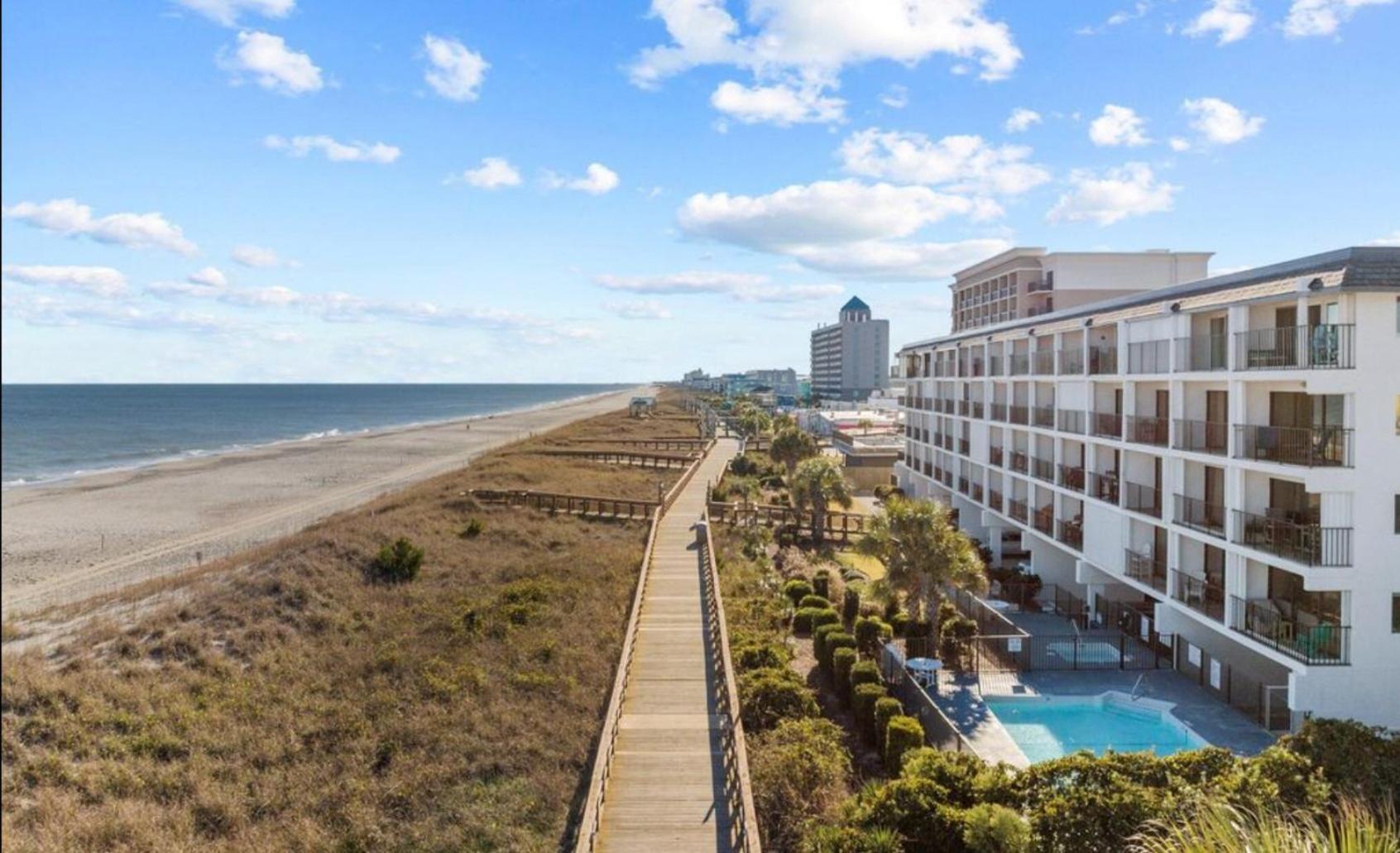 Апартаменты Oceanfront * Pool * Elevator * Boardwalk Каролина-бич Экстерьер фото